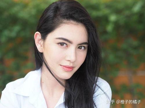 明星网红全去泰国,明星网红齐聚泰国，掀起东南亚旅游热潮