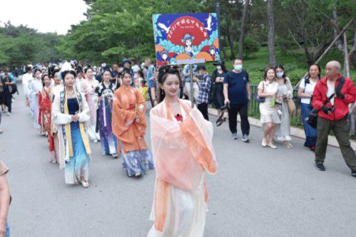 明星网红汉服差距,明星网红与普通爱好者间的差距解析