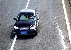 明星网红开车事件,一场引发公众热议的交通安全警示