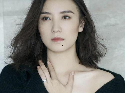 明星网红流鼻血,揭秘明星网红的惊险瞬间