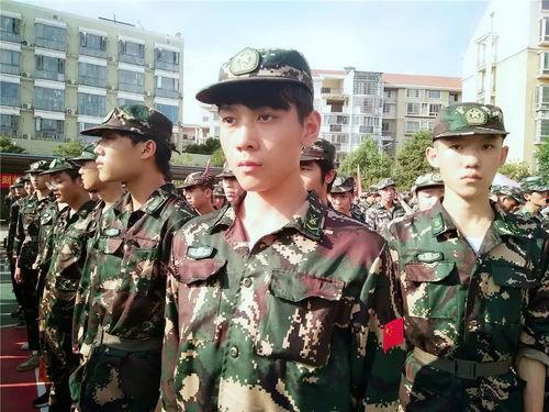 军训热门事件吃瓜完整版,热门事件吃瓜全记录