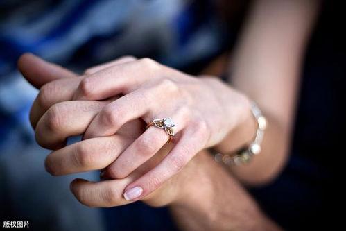 热点事件今日吃瓜最新动态,吃瓜群众聚焦最新动态，揭秘事件背后真相