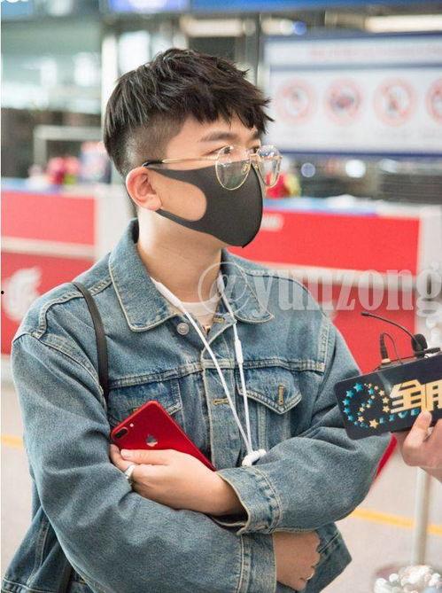 明星网红保安让路,明星效应下的让路瞬间