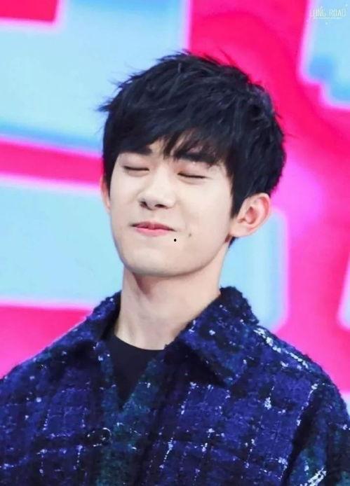 吃瓜热门事件易烊千玺,瓜田里的青春偶像